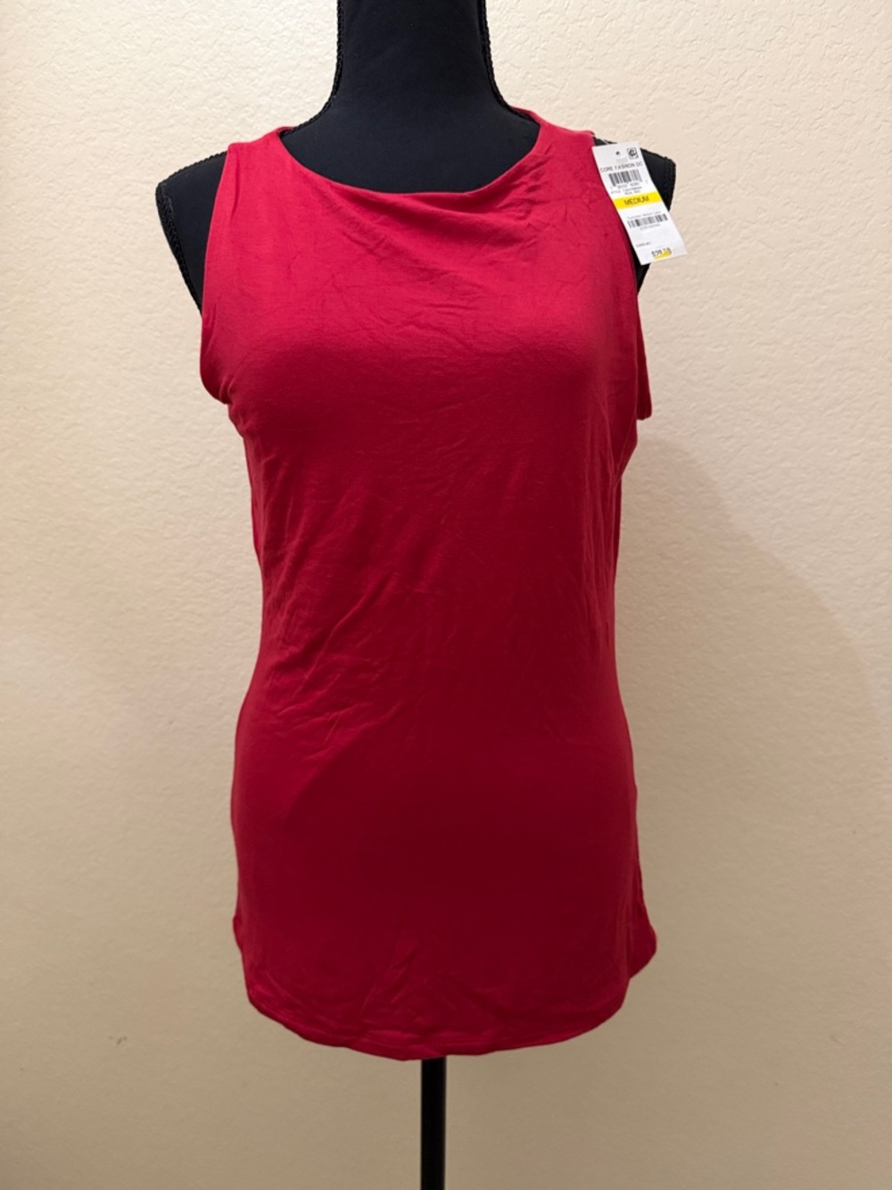 INC International Concepts Red Sleeveless Scoop Neck Tank